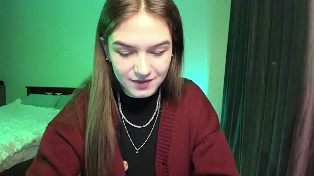 Snapshot of luna_lust_212 chatting on 24, 11, 2025 luna lust 212 online show from 24, 11, 2025