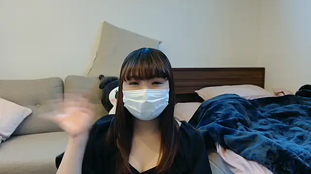 Snapshot of yumichan99 chatting on 13, 11, 2025 yumichan99 online show from 13, 11, 2025