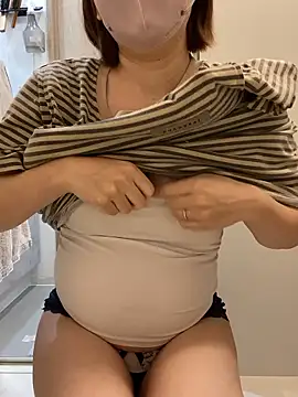 yun cute online show from 15, 11, 2025