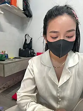 Snapshot of Tina_2k3 chatting on 5, 4, 2026 Tina 2k3 online show from 5, 4, 2026