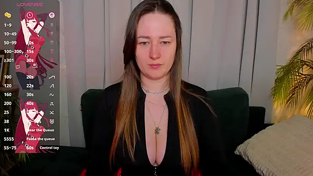 Snapshot of EmmaBloomm chatting on 1, 4, 2026 EmmaBloomm online show from 1, 4, 2026