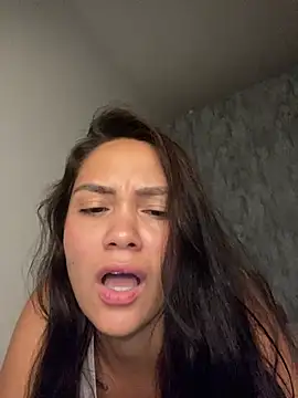 carolsapequinha online show from 15, 3, 2026