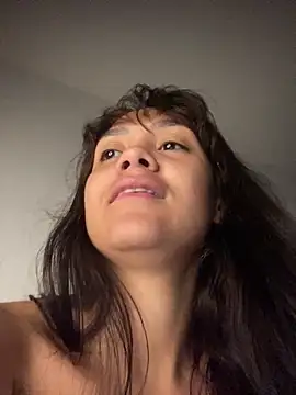 Snapshot of carolsapequinha chatting on 17, 5, 2026 carolsapequinha online show from 17, 5, 2026