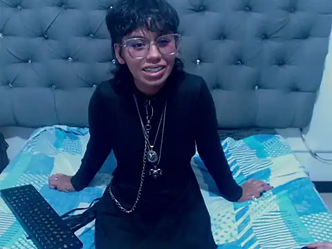 Snapshot of AsmodeaDominatrix chatting on 19, 11, 2025 AsmodeaDominatrix online show from 19, 11, 2025