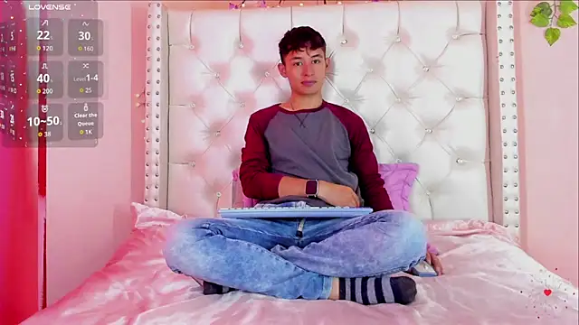 Angell01  online show from 15, 12, 2025