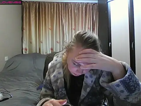 Snapshot of JenniDeep chatting on 12, 3, 2026 JenniDeep online show from 12, 3, 2026