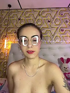 Snapshot of MelanyyJhonson15 chatting on 14, 3, 2026 MelanyyJhonson15 online show from 14, 3, 2026