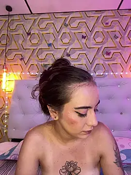 Snapshot of MelanyyJhonson15 chatting on 27, 3, 2026 MelanyyJhonson15 online show from 27, 3, 2026