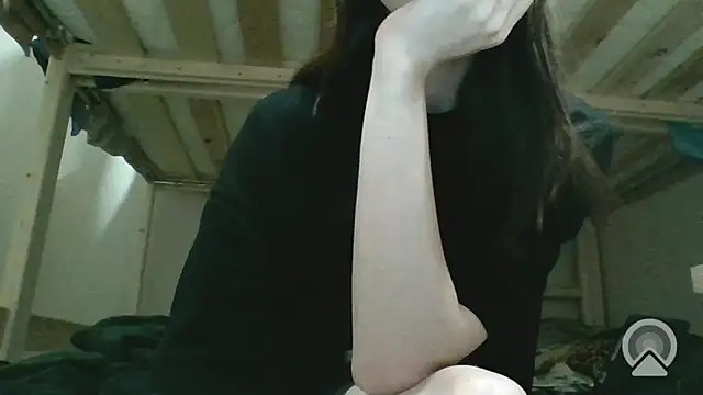 Snapshot of AlineZex chatting on 23, 11, 2025 AlineZex online show from 23, 11, 2025