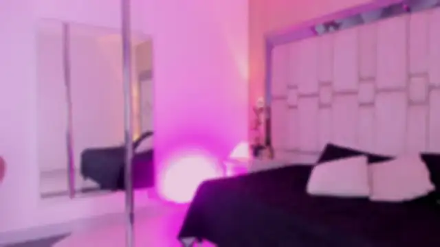 SnakeMuse online show from 20, 12, 2025