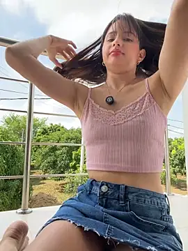 Snapshot of ginny_ross chatting on 15, 3, 2026 ginny ross online show from 15, 3, 2026