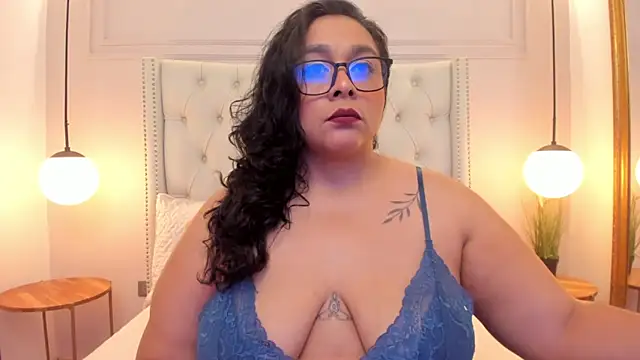 Snapshot of ViickyLee chatting on 31, 3, 2026 ViickyLee online show from 31, 3, 2026