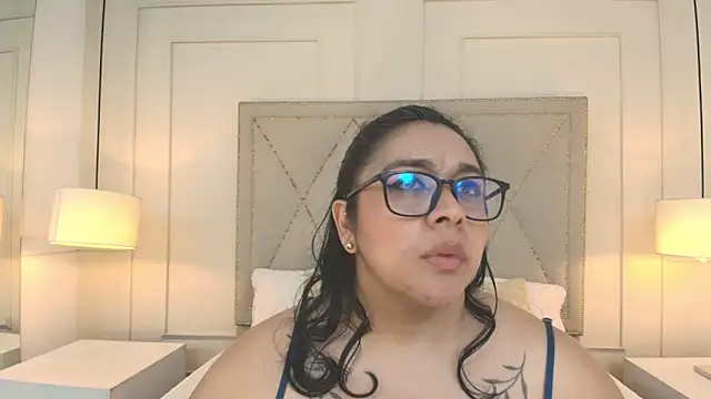 ViickyLee online show from 9, 5, 2026