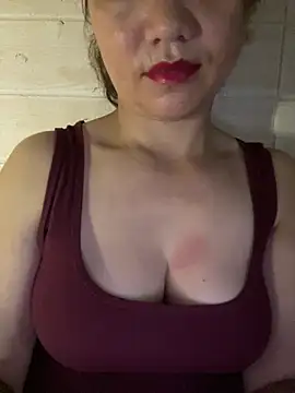 Snapshot of Diana-sexyy chatting on 8, 7, 2026 Diana-sexyy online show from 8, 7, 2026