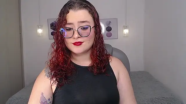 Snapshot of selene_rouse_ chatting on 8, 5, 2026 selene rouse online show from 8, 5, 2026