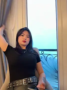 Snapshot of Lynk2x chatting on 16, 12, 2025 Lynk2x online show from 16, 12, 2025