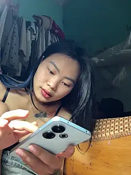 Snapshot of Lynk2x chatting on 1, 4, 2026 Lynk2x online show from 1, 4, 2026