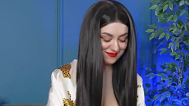 IrissBell online show from 3, 12, 2025