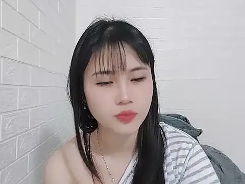 Snapshot of Kass8386 chatting on 5, 12, 2025 Kass8386 online show from 5, 12, 2025