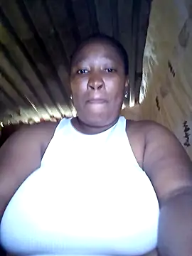 MissMoyo online show from 14, 11, 2025