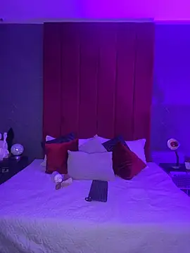 GinebraBelucci online show from 18, 11, 2025