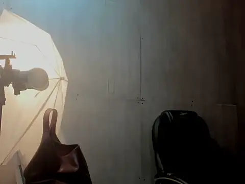 GinebraBelucci online show from 23, 11, 2025