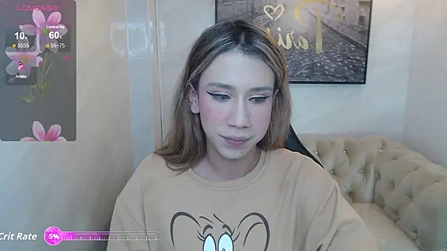 Snapshot of Evy_Luxx_v chatting on 30, 4, 2026 Evy Luxx v online show from 30, 4, 2026