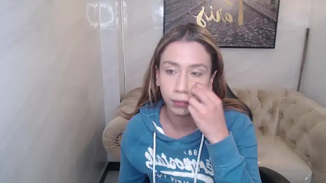 Snapshot of Evy_Luxx_v chatting on 2, 5, 2026 Evy Luxx v online show from 2, 5, 2026