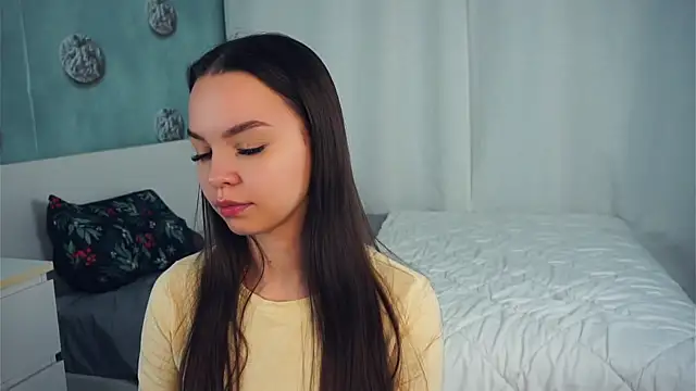 NanMccoid online show from 30, 11, 2025