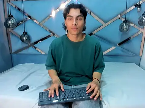 MattFiore online show from 7, 2, 2026