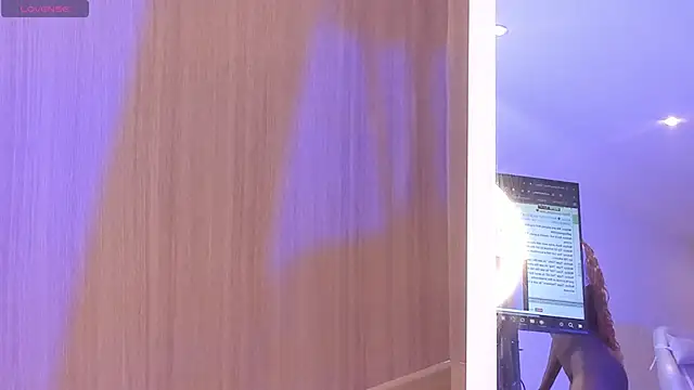 Snapshot of Midnight_Bluee chatting on 16, 2, 2026 Midnight Bluee online show from 16, 2, 2026