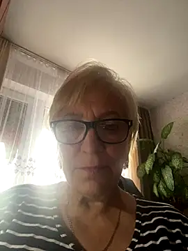 Snapshot of EvaaaSky chatting on 15, 11, 2025 EvaaaSky online show from 15, 11, 2025