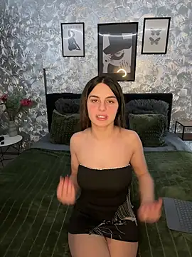 DeineJulia online show from 15, 12, 2025