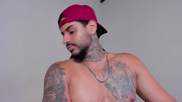 LuigiVitale 1 online show from 10, 1, 2026