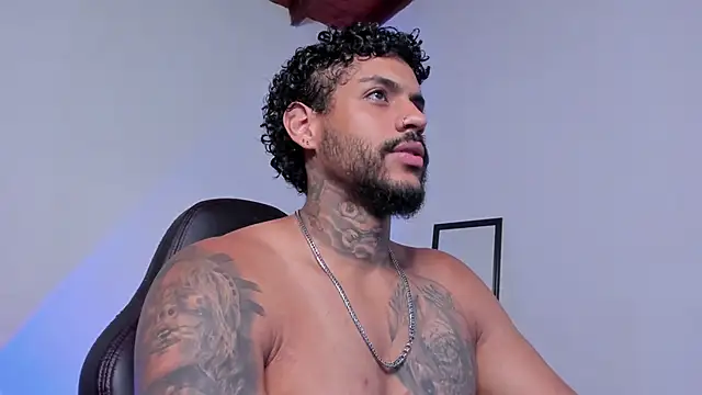 LuigiVitale 1 online show from 18, 3, 2026