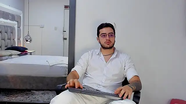 Ethan Greys online show from 11, 1, 2026