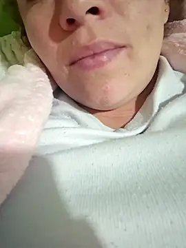 Snapshot of Rouse_hot_ chatting on 6, 1, 2026 Rouse hot online show from 6, 1, 2026