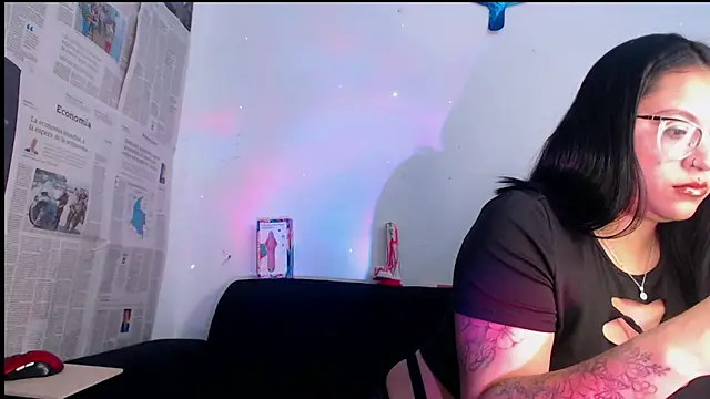 Janna Dolce online show from 5, 12, 2025