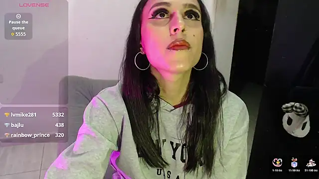 Snapshot of Isabella_Hillss chatting on 3, 7, 2026 Isabella Hillss online show from 3, 7, 2026