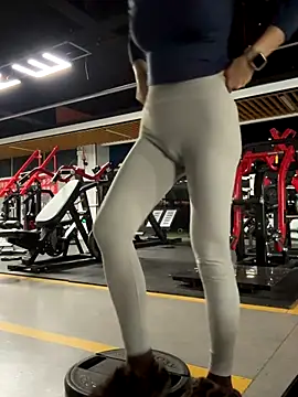 Snapshot of DDREBA chatting on 23, 12, 2025 DDREBA online show from 23, 12, 2025