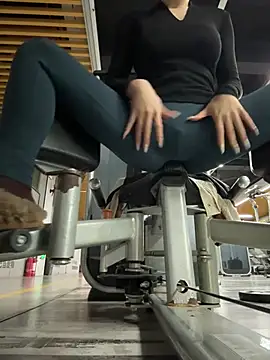 Snapshot of DDREBA chatting on 12, 1, 2026 DDREBA online show from 12, 1, 2026