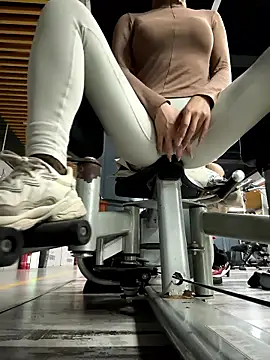 Snapshot of DDREBA chatting on 15, 1, 2026 DDREBA online show from 15, 1, 2026