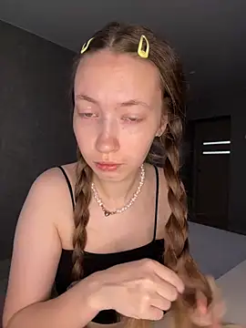 Holy Poly online show from 7, 4, 2026