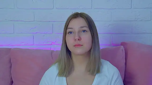 Snapshot of TinnaBurton chatting on 21, 3, 2026 TinnaBurton online show from 21, 3, 2026