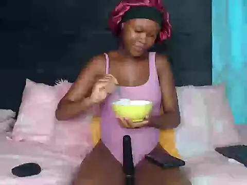 LilPregnantMommyyy online show from 20, 11, 2025