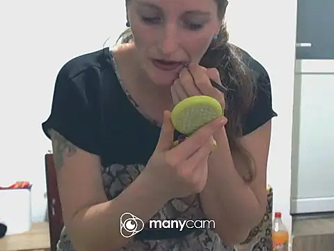 CrazyMaya39 online show from 24, 11, 2025