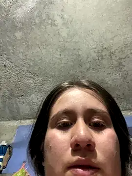 Scarlett Noire outdoors online show from 25, 11, 2025