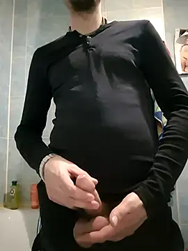 Snapshot of Gregorywhitelegs chatting on 19, 4, 2026 Gregorywhitelegs online show from 19, 4, 2026