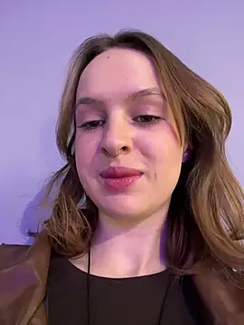 Snapshot of hani_obsessed chatting on 9, 4, 2026 hani obsessed online show from 9, 4, 2026