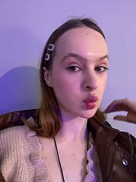 Snapshot of hani_obsessed chatting on 10, 4, 2026 hani obsessed online show from 10, 4, 2026